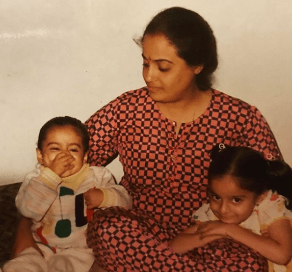 Shruti sodhi Childhood