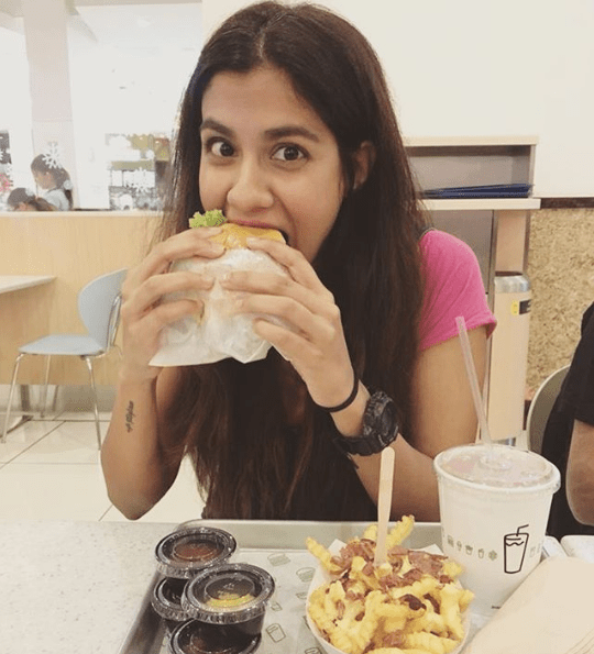 Shreya Dhanwanthary fav foods