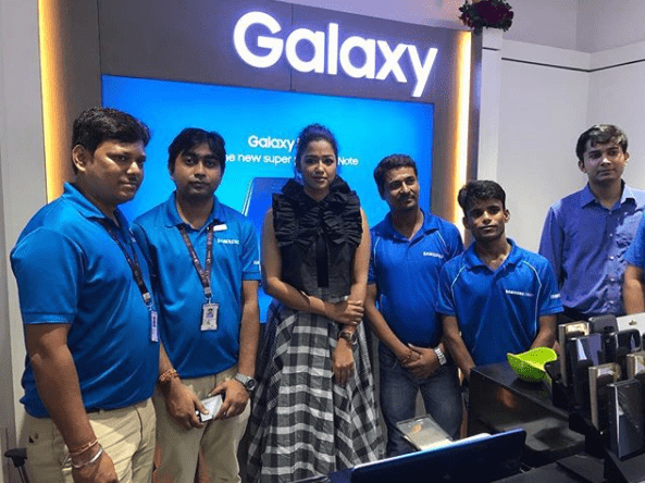 Sohini Sarkar samsung launch cermoney