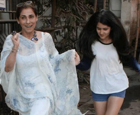 Dimple Kapadia grand daughter