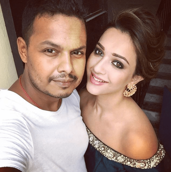 Koushani Mukherjee makeup artist