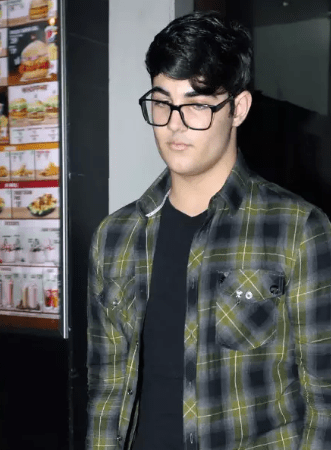 Naomika Saran cousin