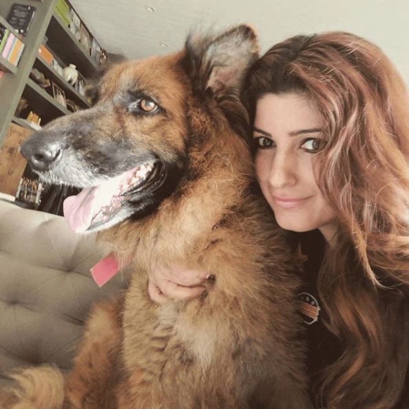 Twinkle Khanna like dog pets